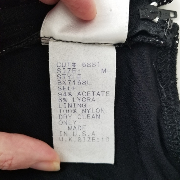 Tadashi Vintage Deep V Neck Long Sleeve Evening Gown Black & Silver Sequins M - Picture 7 of 15